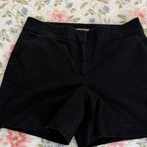 LOFT Black Women's shorts